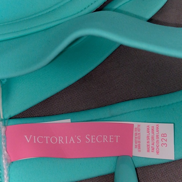 Victoria’s Secret Bathing Suit Top - Picture 4 of 5